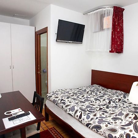 Guest House Isabel Zagreb Exterior photo